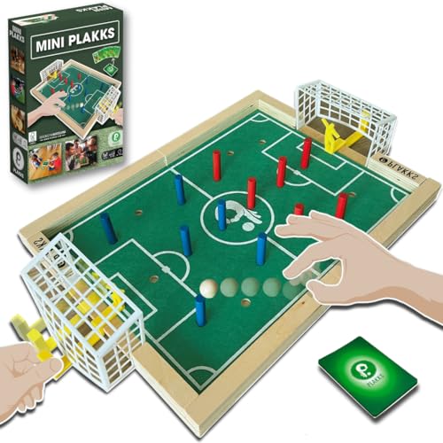 Mini PLAKKS | Fußball-Brettspiel für Kinder | Kicker aus Holz für schnelle Partien und einzigartige Taktik | Geschenk Mädchen Jungen | Viel Unterhaltung | Tragbar | Alter 5-99 | 2 bis 4 Personen von P PLAKKS