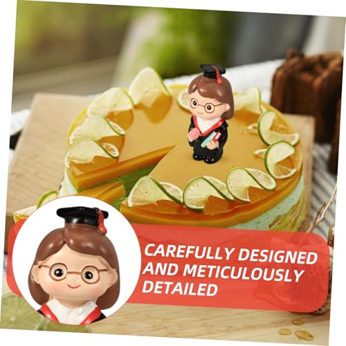 PAMINGONO Graduation Cake Topper Doktorin Resin Figurine Desktop Layouts Niedliche Tortendeko Abschlussdeko für Kuchen Dessert Tischdekoration von PAMINGONO