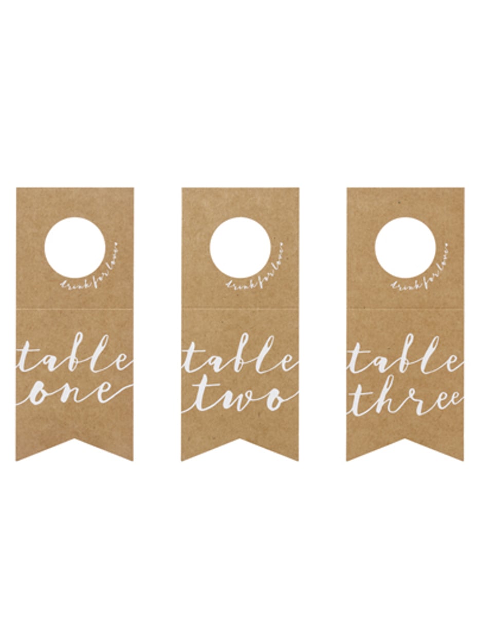 10 Flaschenanhänger Tischnummern aus Kraftpapier mit weißer Schrift 10 Flaschenanhänger Tischnummern aus Kraftpapier mit weißer Schrift von PARTYDECO
