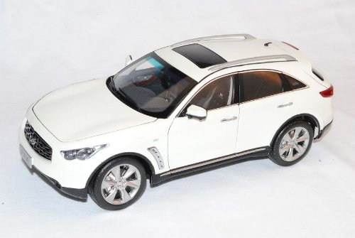 Paudi Infiniti FX Weiss Zweite Generation Ab 2009 1/18 Modell Auto mit individiuellem Wunschkennzeichen von PAUDI MODEL