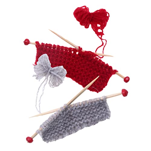 PERSELOSO 2 Stück Puppenhauspullover Mini Kleine Bausätze Puppenhauspflanzen Tragbares Zubehör Teppichmaschine Puppen Strickpullover Figuren Desktop Dekoration Szene Ornament PERSELOSO 2 Stück Puppenhauspullover Mini Kleine Bausätze Puppenhauspflanzen Tragbares Zubehör Teppichmaschine Puppen Strickpullover Figuren Desktop Dekoration Szene Ornament von PERSELOSO