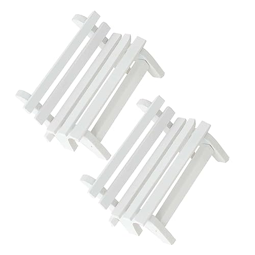 PHENOFICE 2 Stück Kleiner Weißer Stuhl Hausspielstuhl Miniaturmöbel Feenhaus Möbel Goblincore Raumdekoration Winzige Wohnmöbel Miniatur Gartenbank Mini Stuhl Bürodekor Holz von PHENOFICE