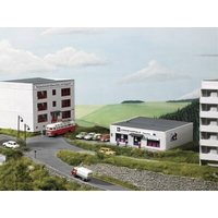 PIKO 61151 H0 Plattenbau Kaufhalle Petersberg von PIKO