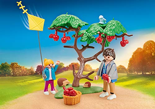 Playmobil - 9863 - Herbstspaziergänger mit Drachen - in Kunststoffverpackung, keine blaue Kartonschachtel von PLAYMOBIL