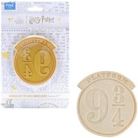 Cookie Cutter & Embosser - Platform 9 3/4 Cookie Cutter & Embosser - Platform 9 3/4 von PME Cake ES S.L