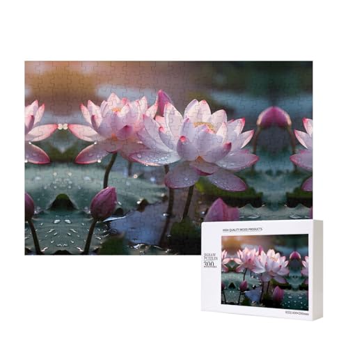 Poezjzw Wasser-Lotus-Puzzles für Erwachsene, 300 Teile, Holzpuzzle für Familie, Freunde, Heimdekoration, Wandkunst, 15,7 x 27,9 cm Poezjzw Wasser-Lotus-Puzzles für Erwachsene, 300 Teile, Holzpuzzle für Familie, Freunde, Heimdekoration, Wandkunst, 15,7 x 27,9 cm von POEZJZW