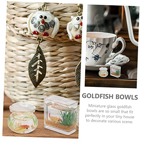 POPETPOP 2 Stück Miniatur Fischglas Teilig Verschleißfestes Mini Aquarium Modell aus und Kunststoff Dekoration für Puppenhaus und Schreibtisch Realistische Deko für Zufällige Farbe von POPETPOP
