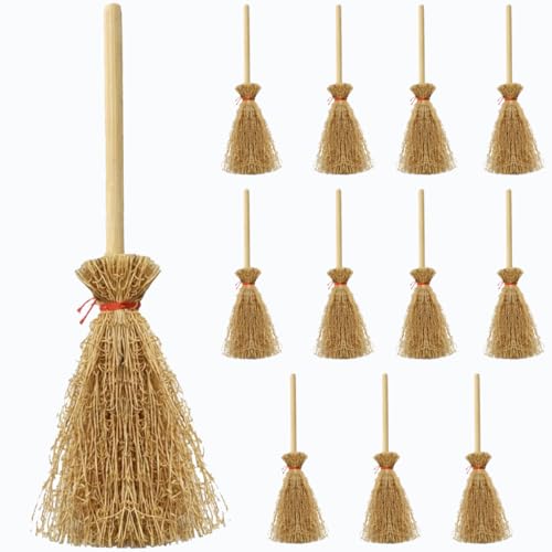 Puppenhaus Miniaturbesen 12PCS Miniaturbesen Mini Besen Seil Mini Strohbesen mit Rot Miniatur Stroh Bese Halloween Miniature Witch Broom Artificial Straw Broom Decorative Small Craft Broom Dollhouse Puppenhaus Miniaturbesen 12PCS Miniaturbesen Mini Besen Seil Mini Strohbesen mit Rot Miniatur Stroh Bese Halloween Miniature Witch Broom Artificial Straw Broom Decorative Small Craft Broom Dollhouse von PPGGOPP