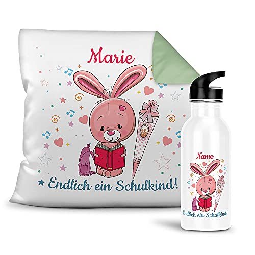 Geschenk-Set aus Trinkflasche und Kissen - Endlich ein Schulkind - Zur Einschulung für Mädchen - mit Wunschname personalisieren - Einschulungsgeschenk - Kissen Rückseite Grün - Flasche weiß, 600 ml Geschenk-Set aus Trinkflasche und Kissen - Endlich ein Schulkind - Zur Einschulung für Mädchen - mit Wunschname personalisieren - Einschulungsgeschenk - Kissen Rückseite Grün - Flasche weiß, 600 ml von PR Print Royal