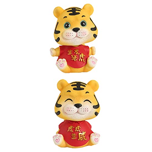 PRETYZOOM 2st Jahr des Tigers Wackelkopfverzierung Mini- Tragen Autos Tier Glückliche Tigerfigur Ausgestopfter Neuartige Tierverzierung Autoschmuck Rot Harz PRETYZOOM 2st Jahr des Tigers Wackelkopfverzierung Mini- Tragen Autos Tier Glückliche Tigerfigur Ausgestopfter Neuartige Tierverzierung Autoschmuck Rot Harz von PRETYZOOM