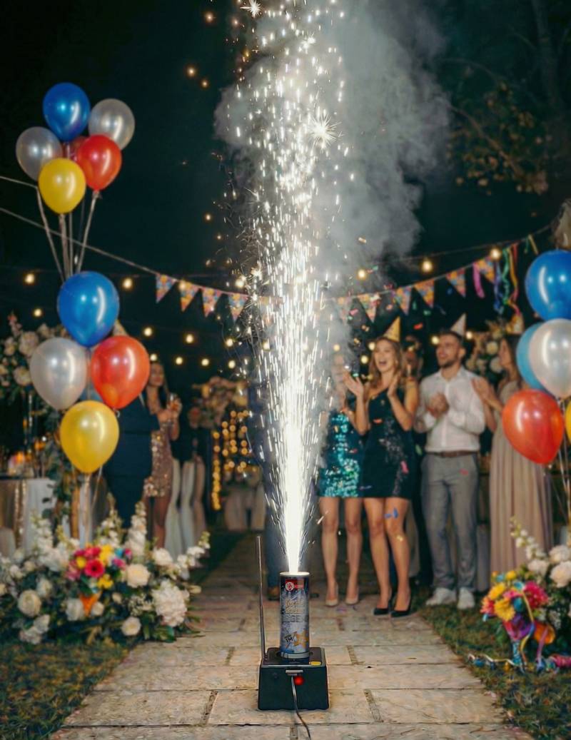 Bühnenfontäne Silber 1m Jet de Szene 1 Meter 30 Sek. Silber Bühnenfontäne Silber 1m Jet de Szene 1 Meter 30 Sek. Silber von PYRAGRIC