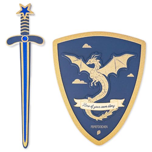 Papierdrachen Schwert und Schild für Kinder - Motiv Drache - Schriftzug Hero of your own story - blau und gold - Verkleidung - Ritter - fantasievolles Spielen Papierdrachen Schwert und Schild für Kinder - Motiv Drache - Schriftzug Hero of your own story - blau und gold - Verkleidung - Ritter - fantasievolles Spielen von Papierdrachen