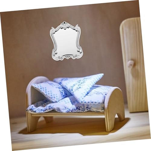 Parliky Miniatur Puppenhaus Spiegel Kunststoff Silberfarben Kleines Badezimmerspiegel Modell Leicht Kompakt Dekorativ für Puppenhaus Wohnzimmer und Tischdekoration Handliches Zubehör Parliky Miniatur Puppenhaus Spiegel Kunststoff Silberfarben Kleines Badezimmerspiegel Modell Leicht Kompakt Dekorativ für Puppenhaus Wohnzimmer und Tischdekoration Handliches Zubehör von Parliky