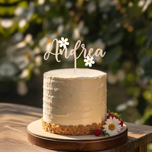 Party to Be Gänseblümchen Cake Topper für Geburtstag Personalisiert Name Geburtstagskuchen Dekoration Daisy Flower Topper in Holz und weißem Acryl (Design 03) von Party to Be