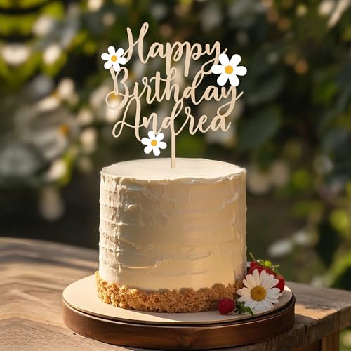 Party to Be Gänseblümchen Happy Birthday Cake Topper Personalisiert Name Geburtstagskuchen Dekoration Daisy Flower Topper in Holz und weißem Acryl (Design 04) von Party to Be