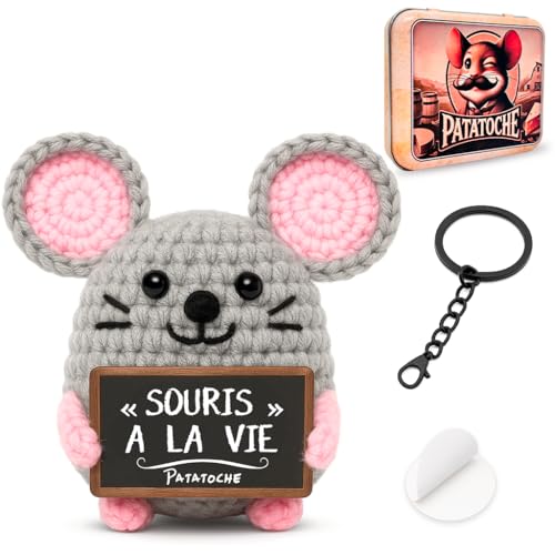 Patatoche Original | Plüschmaus handgestrickt | Geschenkidee zum Geburtstag Original Damen Herren Kinder | niedliches Geschenk, lustig, personalisierbar NFC | Positive Deko | Sammlerbox aus Metall Patatoche Original | Plüschmaus handgestrickt | Geschenkidee zum Geburtstag Original Damen Herren Kinder | niedliches Geschenk, lustig, personalisierbar NFC | Positive Deko | Sammlerbox aus Metall von Patatoche