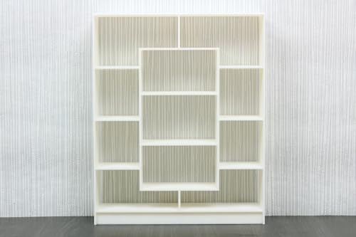 Großes Modernes Bücherregal – 1:12 Puppenhaus Miniaturmöbel für stilvolle Interieurs (Weiss) von Patrick Miniatures