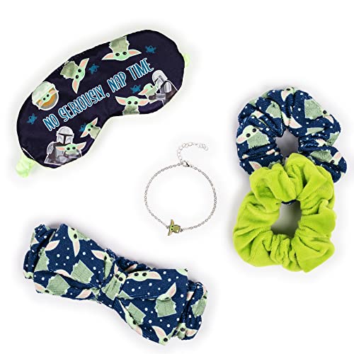 Peers Hardy Star Wars Baby Yoda Spa Set - Reißverschluss Kosmetiktasche, Schlafmaske, Haarhandtuch, Paar Haargummis und Schmuckarmband VS700685L Peers Hardy Star Wars Baby Yoda Spa Set - Reißverschluss Kosmetiktasche, Schlafmaske, Haarhandtuch, Paar Haargummis und Schmuckarmband VS700685L von Peers Hardy