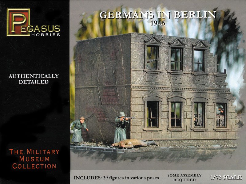 Germans in Berlin 1945 Germans in Berlin 1945 von Pegasus Hobbies