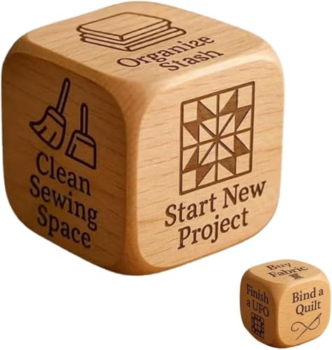 Quilter's Dice,Handmade Wooden Decision Dice with 6 Engraved Quilting Tasks,Unique Sewing Room Decor,Fun Gift for Quilters, Sewists & Craft Lovers to Add Excitement to Sewing Routine (1 Pcs) von Pelinuar