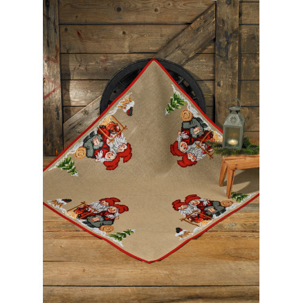 Permin Stickerei-Set Weihnachtsbaum Decke Weihnachtsmann und Frau Clau von Permin