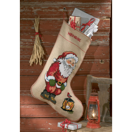 Permin Stickereiset Jute Weihnachtssocke XL Weihnachtsmann mit Laterne 57x80cm von Permin