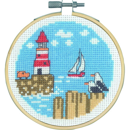 Permin Stickereiset Leuchtturm/Auto Ø10cm von Permin