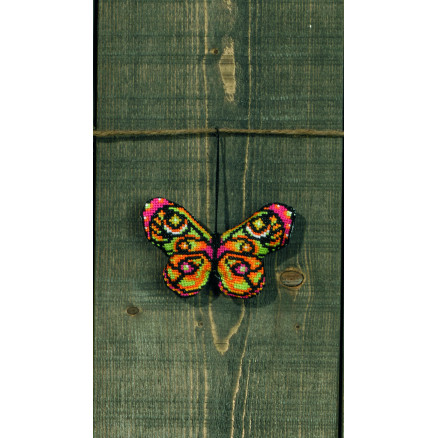 Permin Stickereiset Schmetterling grün rosa 9x6cm Permin Stickereiset Schmetterling grün rosa 9x6cm von Permin