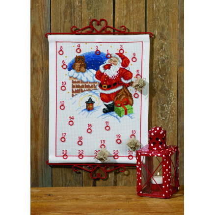 Permin Stickerei-Set Adventskalender - Der Weihnachtsmann mit Eule 32x41cm von Permin