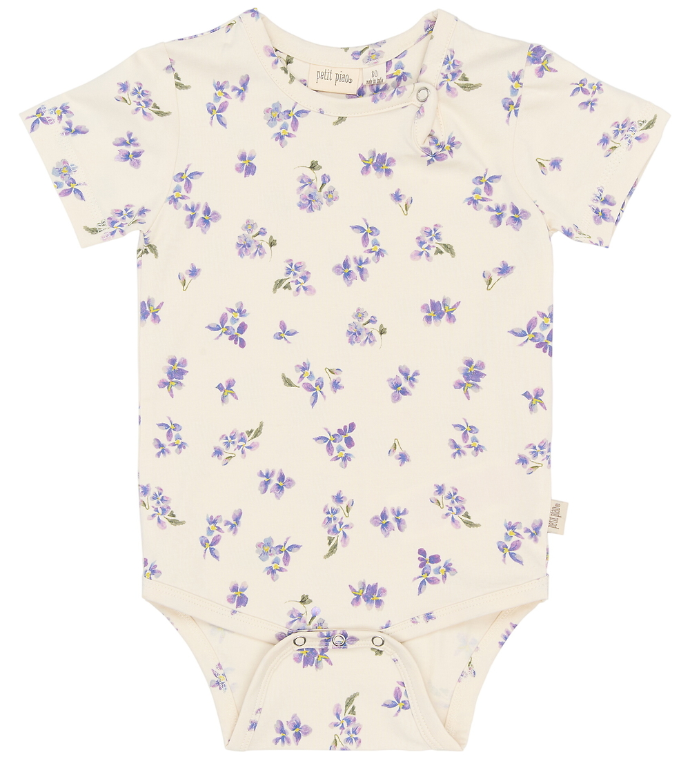 Petit Piao Body k/ä - PpStar - Eierlikör Viola AOP - Petit Piao - 68 - Body K/Ä Petit Piao Body k/ä - PpStar - Eierlikör Viola AOP - Petit Piao - 68 - Body K/Ä von Petit Piao