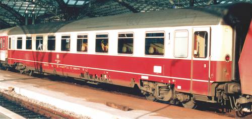 Piko H0 58530 H0 Schnellzugwagen Eurofima der DB 1. Klasse von Piko H0