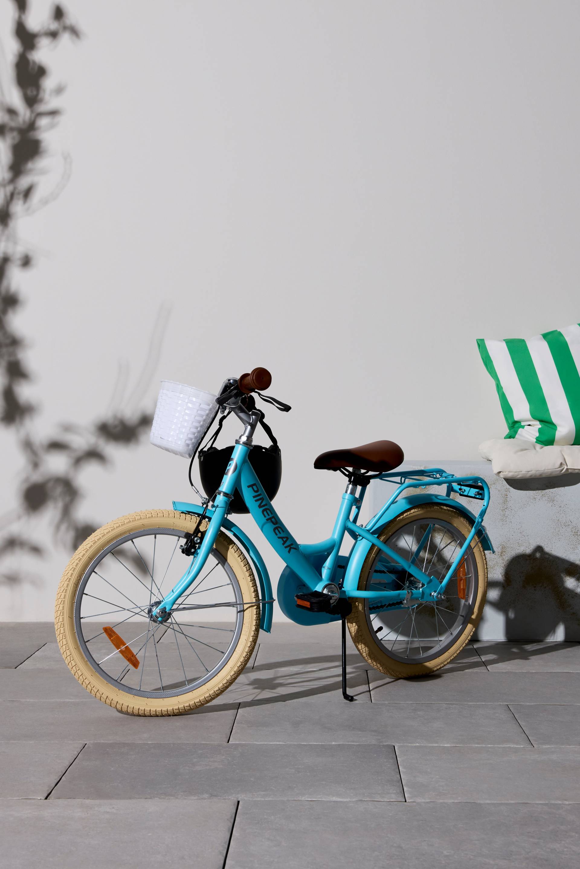 Pinepeak Retro City Kinderfahrrad 18 Zoll, Blau Pinepeak Retro City Kinderfahrrad 18 Zoll, Blau von Pinepeak