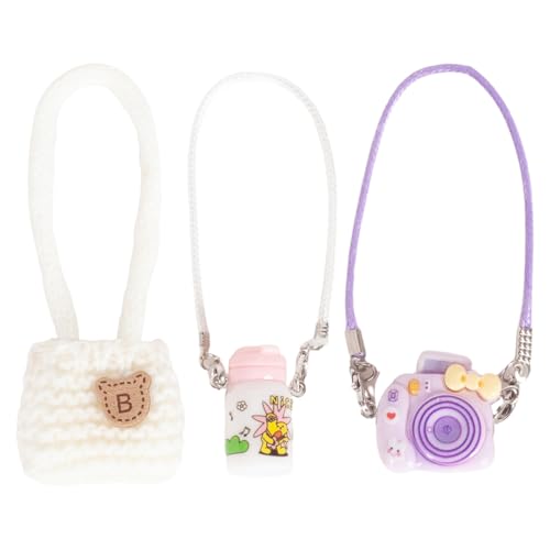 3-teiliges Mini-Puppen-Zubehör-Set – inklusive weißer Stricktasche, violettem Kamera-Anhänger und weißem Wasser-Charm, Outfit-Zubehör für 15–17 cm große Puppen, Blindbox-Figuren-Add-ons von Pinkgarden