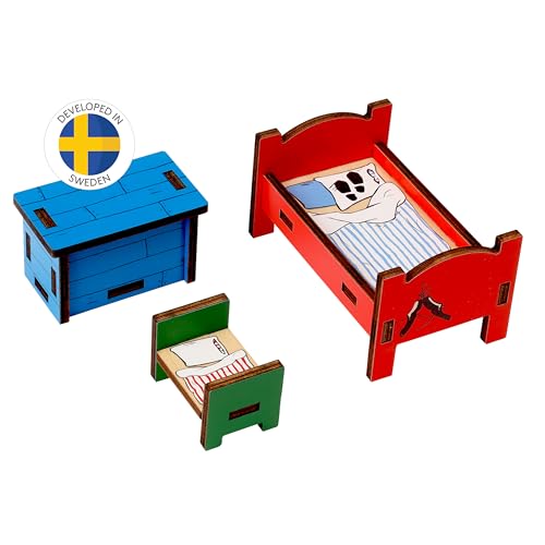 Pippi Puppenhaus Schlafzimmer Möbel – Offizielles Pippi Langstrumpf Zubehör-Set mit Betten & Schatzkiste – Passend für Villa Kunterbunt, Schwedisches Design, ab 3 Jahren Pippi Puppenhaus Schlafzimmer Möbel – Offizielles Pippi Langstrumpf Zubehör-Set mit Betten & Schatzkiste – Passend für Villa Kunterbunt, Schwedisches Design, ab 3 Jahren von Pippi Langstrumpf