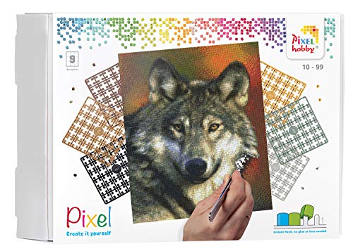 Pixel P090047 Mosaik Geschenkverpackung Wolf, Pixelbild ca. 30,5 x 38,1 cm groß, kinderleichtes Stecksystem, ohne Bügeln und Kleben, Steinchen aus Biokunststoff, ideal für Kinder von Pracht Creatives Hobby