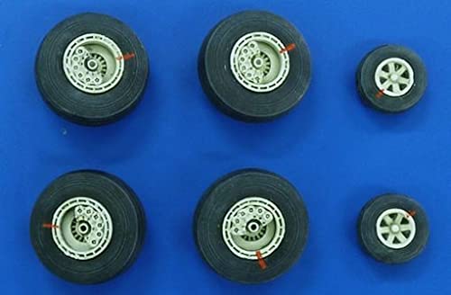 Plusmodel Wheels for EC-121 Warning Star - 1:72e von Plusmodel