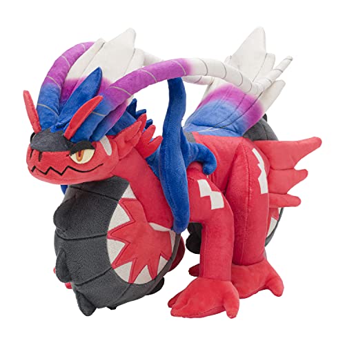 Pokemon Center Sprinting Build Koraidon Poké Plüsch – 24 cm. x 35 cm von Pokémon
