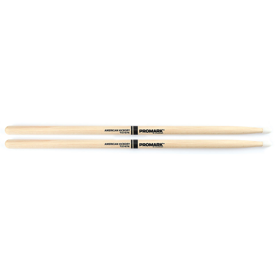 Promark Classic Forward Hickory 747 Oval Nylon Tip Drumsticks Promark Classic Forward Hickory 747 Oval Nylon Tip Drumsticks von Promark