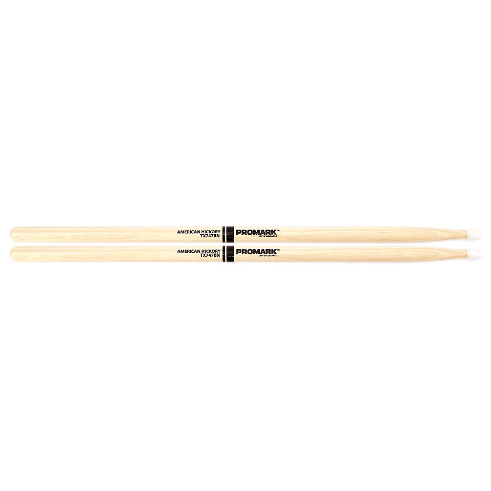 Promark Classic Forward Hickory 747B Oval Nylon Tip Drumsticks Promark Classic Forward Hickory 747B Oval Nylon Tip Drumsticks von Promark