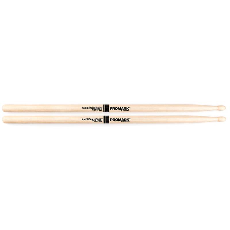 Promark Classic Forward Hickory 747B Oval Wood Tip Drumsticks von Promark