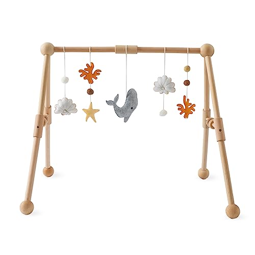Promise Babe Spielbogen Baby Holz für Babies, Baby Spielbogen mit Abnehmbaren Meerestiere Spielzeuge zum Greifen,Wickeltisch Babybett Laufstall Spielbogen mit Plüsch Korallen Wale Delfine Muscheln von Promise Babe