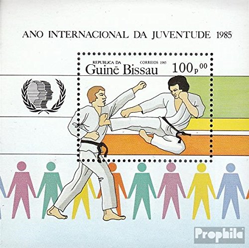 Prophila Collection Guinea-Bissau Block267 (kompl.Ausg.) postfrisch ** MNH 1985 Jahr der Jugend (Briefmarken für Sammler) Kampfsport (Boxen/Fechten/Ringen/Karate …) von Prophila Collection