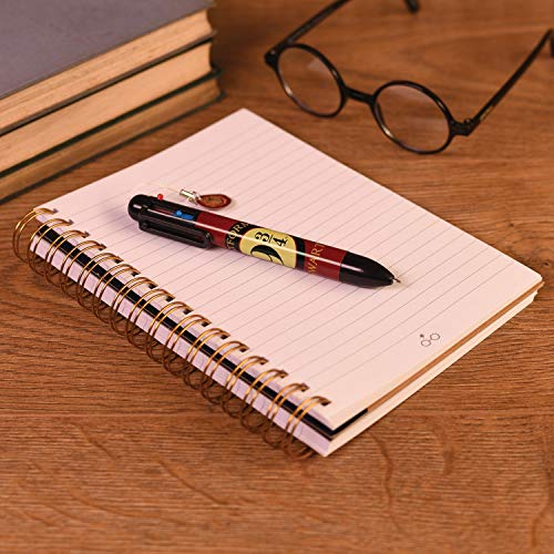 HARRY POTTER Stift mehrfarbig (Plattform 9 ¾) Kugelschreiber mit 6-Farben - Offizielles Lizenzprodukt HARRY POTTER Stift mehrfarbig (Plattform 9 ¾) Kugelschreiber mit 6-Farben - Offizielles Lizenzprodukt von Pyramid International