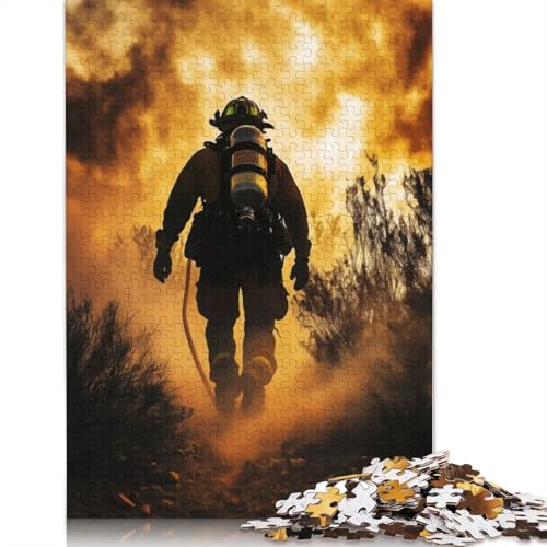 Firefighter in Smoke Puzzle 1000 Teile Schwer Puzzle Spielzeug Lernspiel Impossible Herausforderung Spielzeug Für Erwachsene Kinder 1000pcs (38x26cm) von QBIREX