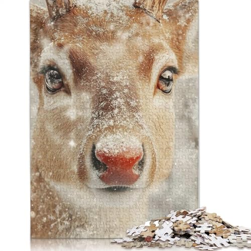 Nahaufnahme eines Hirsches im Schnee. Weihnachtspuzzle, schwierige Herausforderung, 100% recycelter Karton, Puzzle für Kinder, 1000 Teile (75 x 50 cm) von QBIREX
