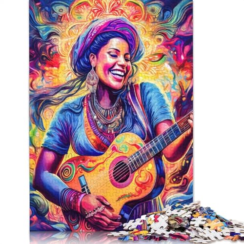 Psychedelisches Puzzle mit Frau, die Gitarre spielt, zum Stressabbau, 100% recycelter Karton, Puzzle für Erwachsene und Kinder, einzigartiges Geschenk, 1000 Teile (75 x 50 cm) von QBIREX