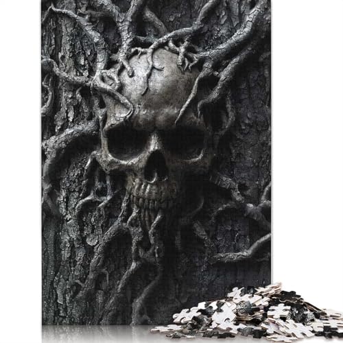 Puzzle „Totenkopf in Wurzeln verstrickt“, rechteckig, Pappe, 100% recycelter Karton, Puzzle für Erwachsene, 1000 Teile (75 x 50 cm) von QBIREX