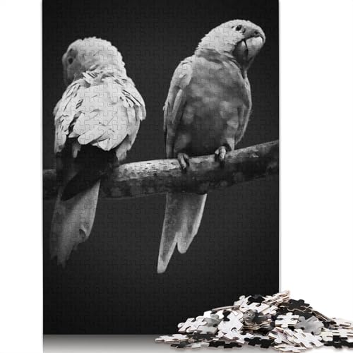 Schwarz-weißes Papageien-Puzzle, umweltfreundliche Materialien, 100% recycelter Karton, Puzzle für Frauen und Männer, einzigartiges Geschenk, 1000 Teile (26 x 38 cm) von QBIREX