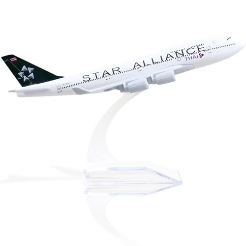 QIYUMOKE Boeing 747 Thai Airlines 1/400 Druckguss-Metallflugzeugmodell mit Ständer Airlines-Modellflugzeug-Legierung Display-Sammelmodellbausatz für Luftfahrt-Enthusiasten als Geschenk QIYUMOKE Boeing 747 Thai Airlines 1/400 Druckguss-Metallflugzeugmodell mit Ständer Airlines-Modellflugzeug-Legierung Display-Sammelmodellbausatz für Luftfahrt-Enthusiasten als Geschenk von QIYUMOKE