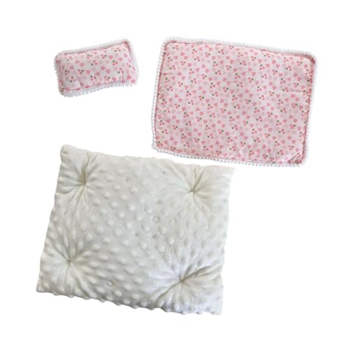 Qianly Puppenbettwäsche Set für Rollenspiele, Geschenkidee für Kinder, Puppenhaus Zubehör, Ankleide Spielzeug, Kirsche, 3 Stück Qianly Puppenbettwäsche Set für Rollenspiele, Geschenkidee für Kinder, Puppenhaus Zubehör, Ankleide Spielzeug, Kirsche, 3 Stück von Qianly